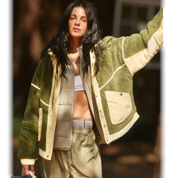 Last 2! NWT Free People x FP Movement Trail Bender Fleece Hooded Jacket Seagrass - Picture 2 of 15